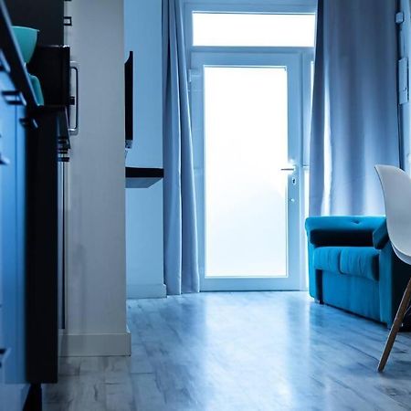 Chic Estudio Privado Al Lado De La Playa Valencia Eksteriør billede