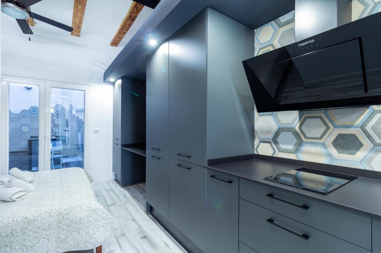 Chic Estudio Privado Al Lado De La Playa Valencia Eksteriør billede